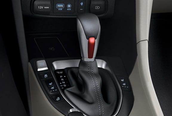 Hyundai Veloster Caja Automática de 6 velocidades