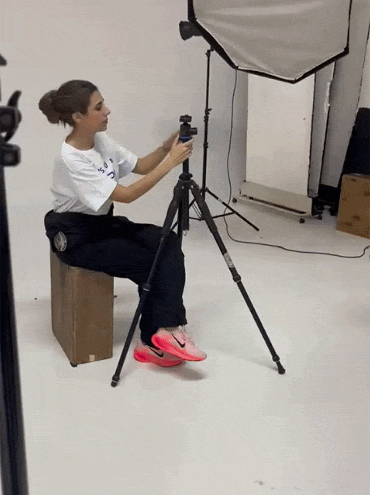 Y un día, Hyundai — foto 1