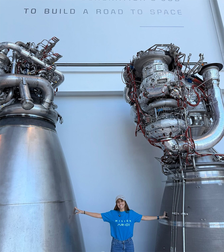 Y un día, Hyundai — foto 3